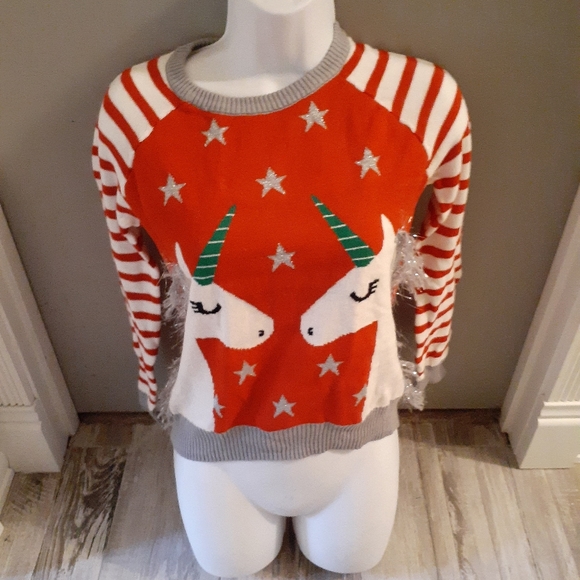 Unicorn Sweater - Picture 2 of 3